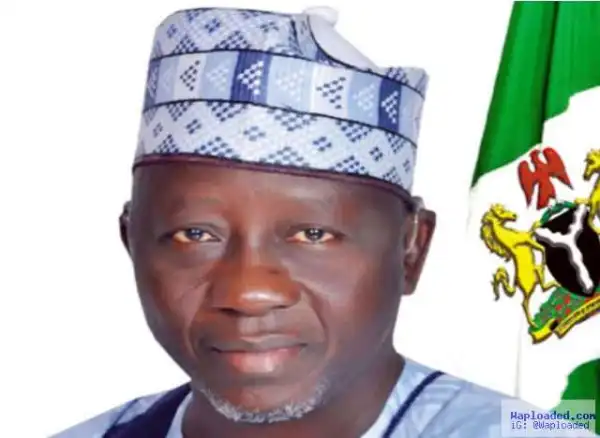 Strike over salary: Governor threatens to employ fresh graduates